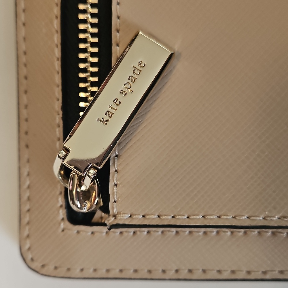 NWT Kate Spade Cameron Slim Bifold Wallet Warm Beige Multi Colorblock WLR00122 - Picture 4 of 9